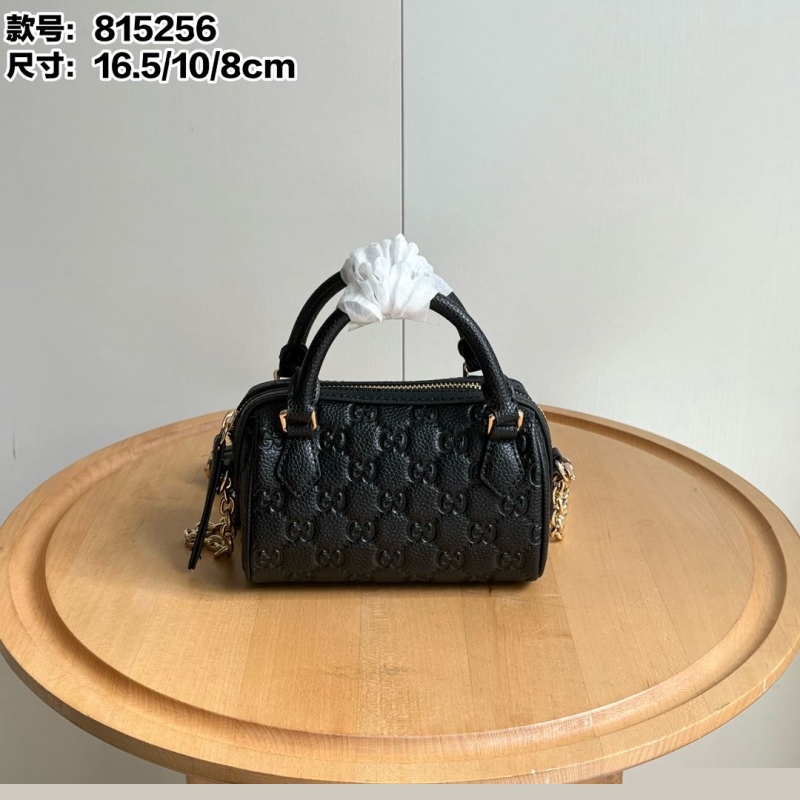G*u*i speedy bags